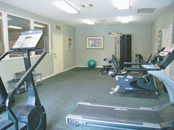 Fitness Center at Forest Creek Apartments in Houston, TX